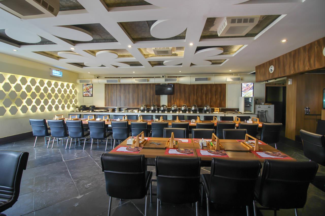 Oyo 24197 Saptaruchi Hotel Pimpri-Chinchwad ภายนอก รูปภาพ