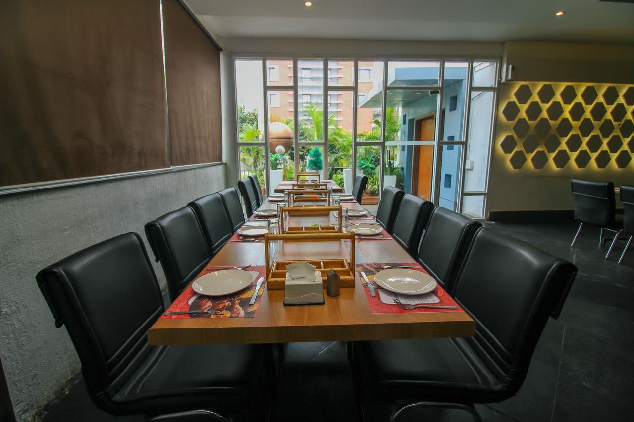 Oyo 24197 Saptaruchi Hotel Pimpri-Chinchwad ภายนอก รูปภาพ