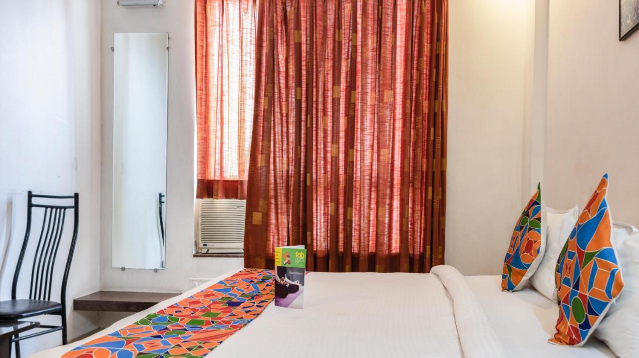 Oyo 24197 Saptaruchi Hotel Pimpri-Chinchwad ภายนอก รูปภาพ