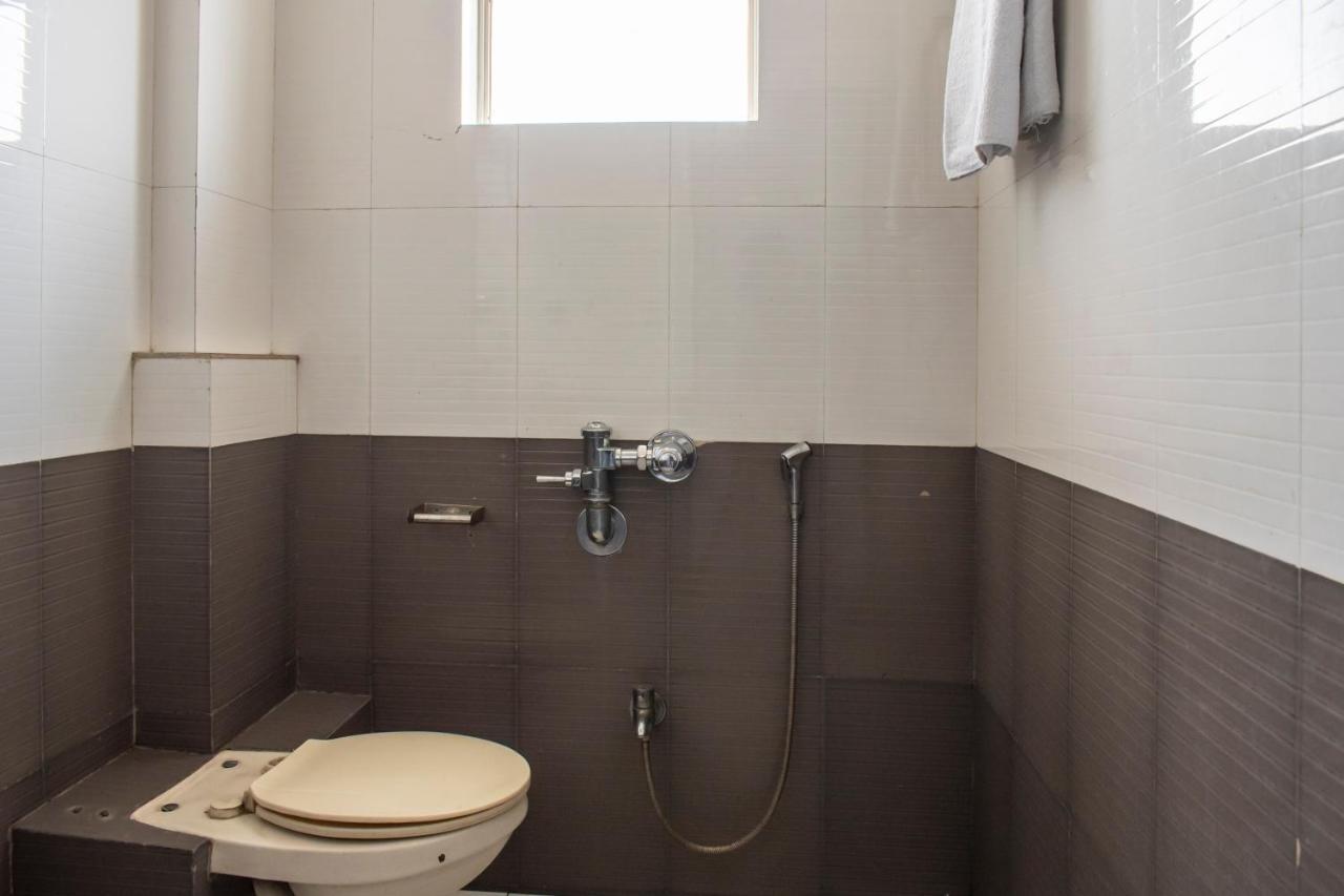 Oyo 24197 Saptaruchi Hotel Pimpri-Chinchwad ภายนอก รูปภาพ