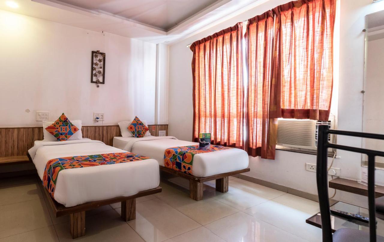 Oyo 24197 Saptaruchi Hotel Pimpri-Chinchwad ภายนอก รูปภาพ