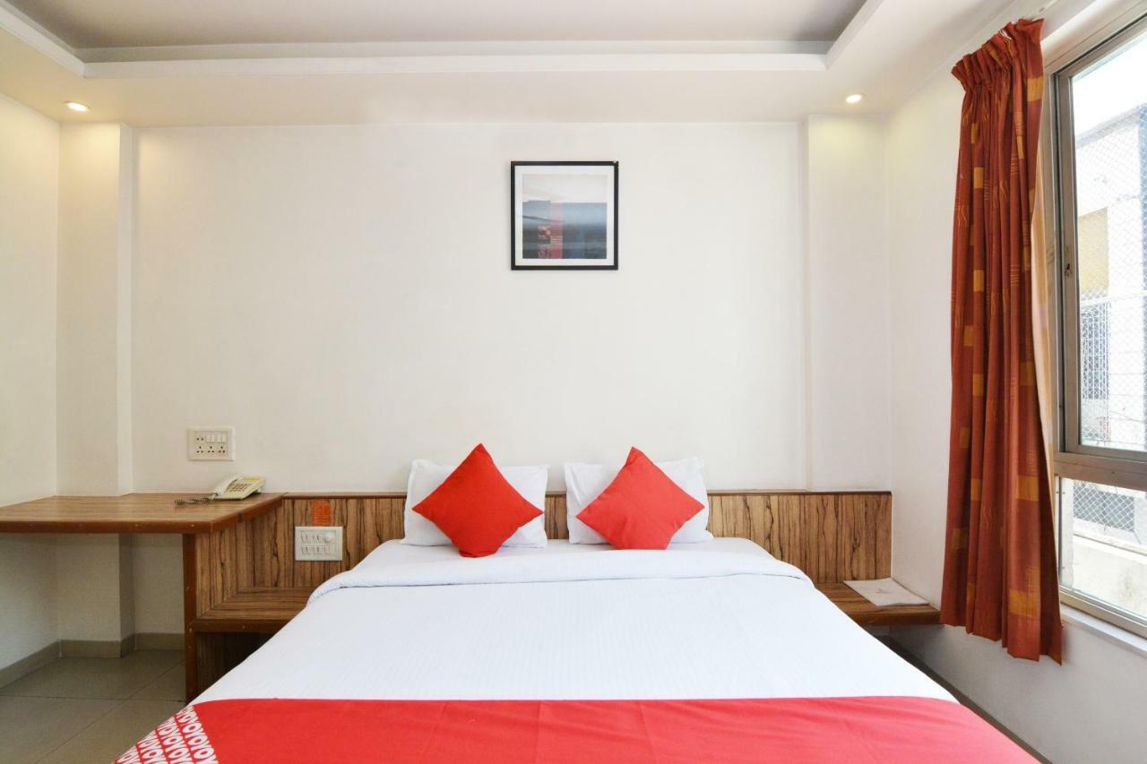 Oyo 24197 Saptaruchi Hotel Pimpri-Chinchwad ภายนอก รูปภาพ